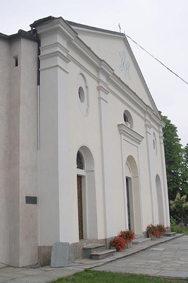 Santuario Madonna della neve (facciata)