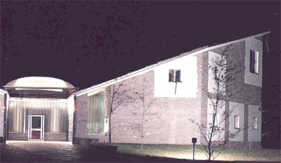 particolare del municipio lato destro (notturno)