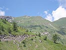 ripida strada dal fondo asfaltato